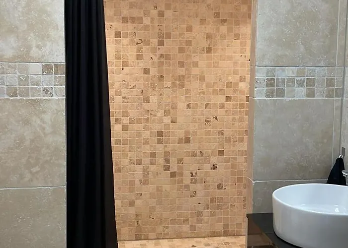 Malina Fruits Bed and breakfast *